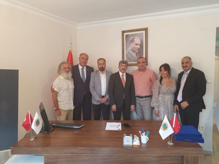 Van Valimiz ve Rektörümüzden Vakfımıza Ziyaret