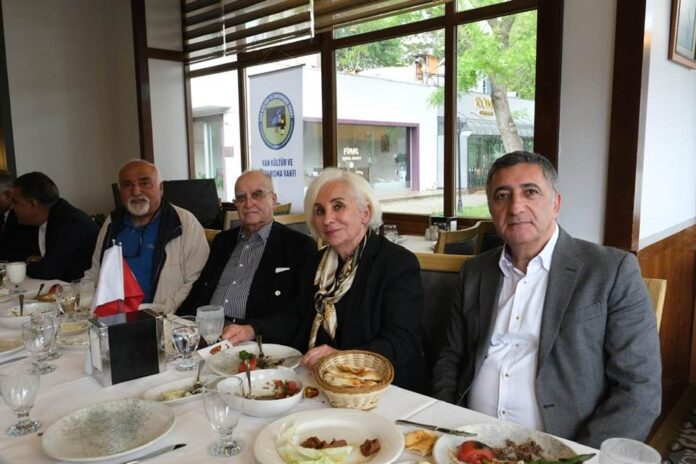 öğrenciyemek