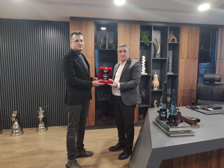 Hemşehrimiz iş adamı Nazım Karakoç’u ofisinde ziyaret