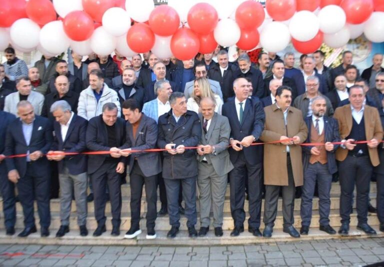 Van ili Saray İlçesi ve mahalleleri Yardımlaşma ve Dayanışma Derneği’nin açılışı